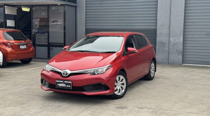 2016 TOYOTA Corolla