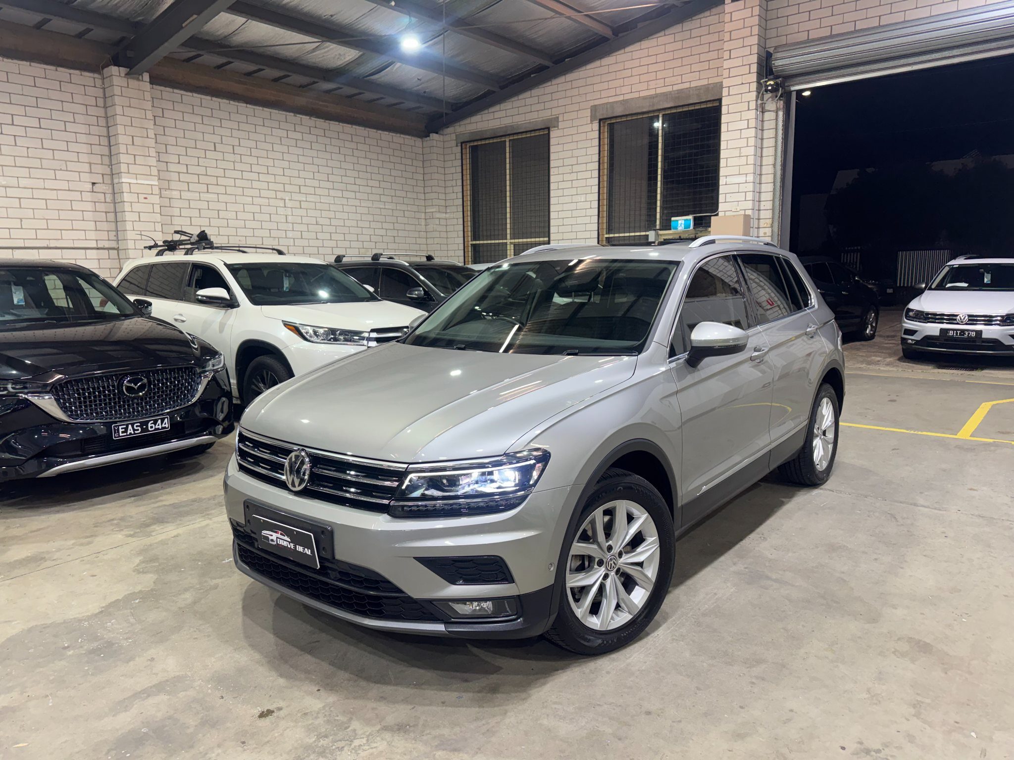 2020 Volkswagen Tiguan 132TSI Comfortline Wagon Petrol Automatic silver for sale at Drive Deals image 1