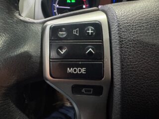 2013 Toyota Land Cruiser KAKADU Wagon Diesel Automatic black for sale at Drive Deals image 17