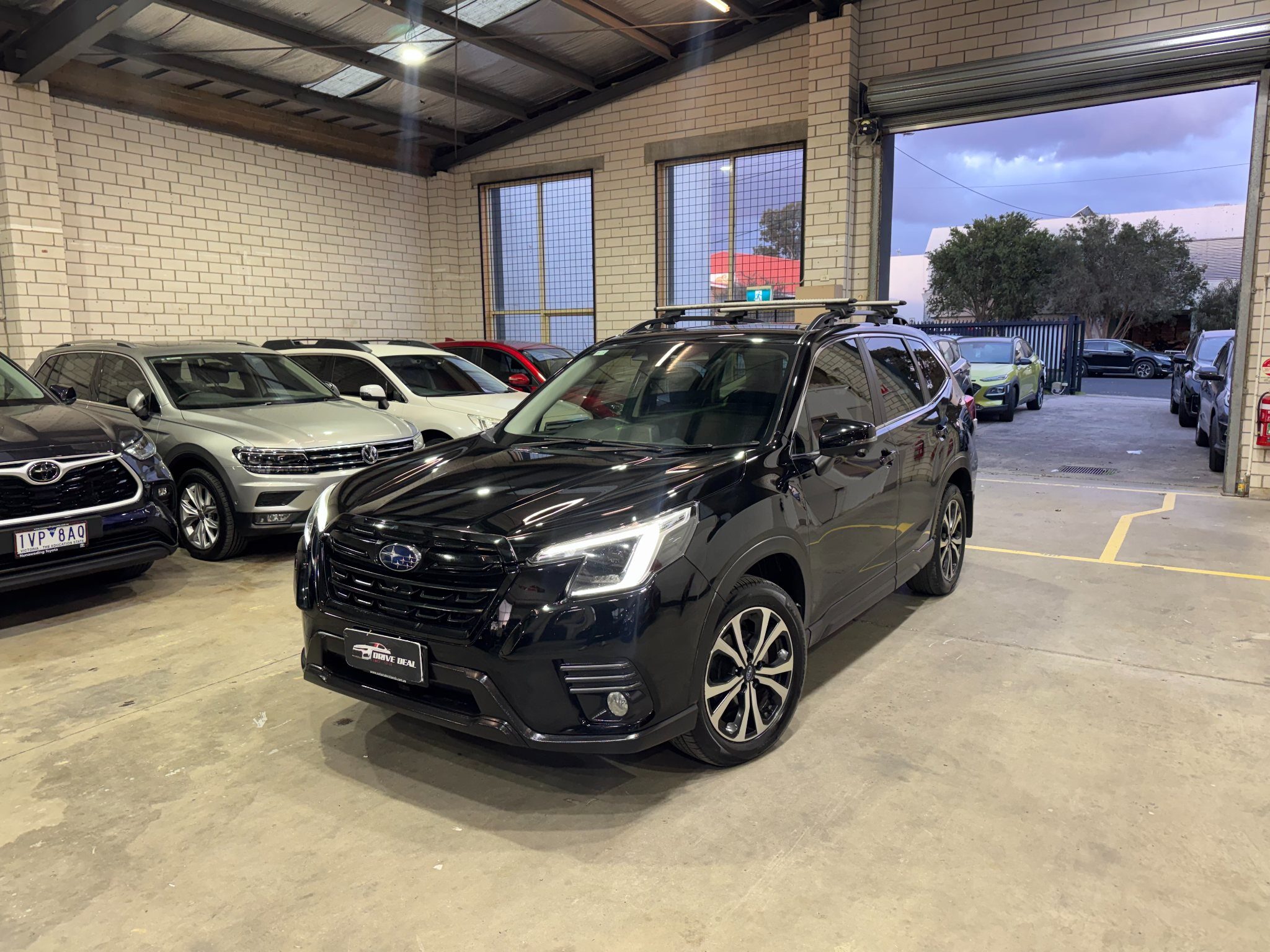 2022 Subaru Forester Forester V (facelift 2021) Wagon Petrol Automatic black for sale at Drive Deals image 1