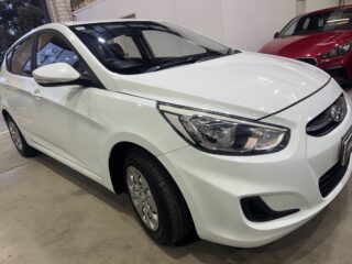 2017 Hyundai Accent Active Hatchback/Liftback/Notchback Petrol Automatic white for sale at Drive Deals image 10