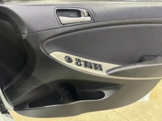 2017 Hyundai Accent Active Hatchback/Liftback/Notchback Petrol Automatic white for sale at Drive Deals image 18