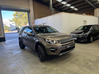 2017 Land Rover Discovery Sport 150 HSE TD4 image 10