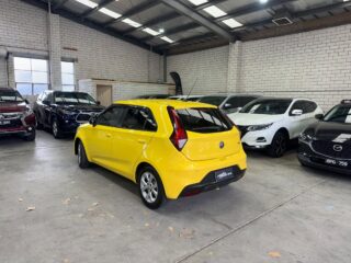 2021 MG MG3 Core Hatchback/Liftback/Notchback Petrol Automatic yellow for sale at Drive Deals image 4