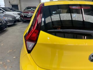 2021 MG MG3 Core Hatchback/Liftback/Notchback Petrol Automatic yellow for sale at Drive Deals image 5
