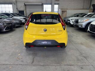 2021 MG MG3 Core Hatchback/Liftback/Notchback Petrol Automatic yellow for sale at Drive Deals image 8