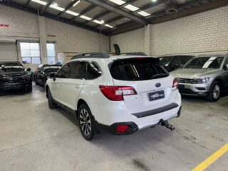 2015 Subaru Outback Outback V Wagon Petrol Automatic white for sale at Drive Deals image 4