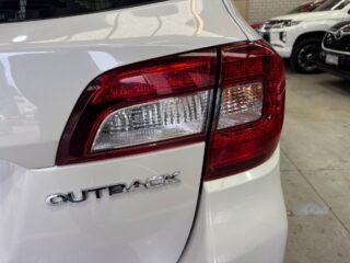 2015 Subaru Outback Outback V Wagon Petrol Automatic white for sale at Drive Deals image 7