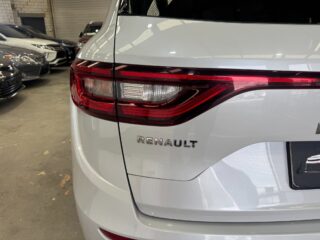 2018 Renault Koleos Wagon Petrol Automatic white for sale at Drive Deals image 5