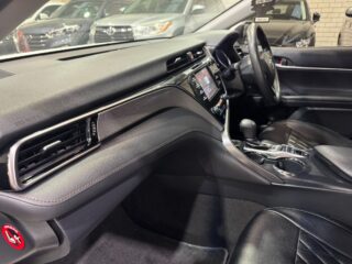 2019 Toyota Camry AXVHA71R Sedan/Saloon Hybrid Automatic white for sale at Drive Deals image 31