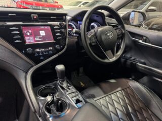 2019 Toyota Camry AXVHA71R Sedan/Saloon Hybrid Automatic white for sale at Drive Deals image 32