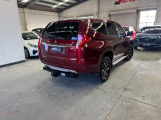 2017 Mitsubishi Pajero Sport Exceed Wagon Diesel Automatic red for sale at Drive Deals image 10