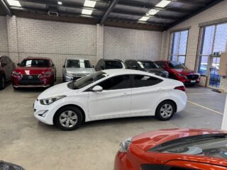 2014 Hyundai Elantra GLS(Middle) image 18