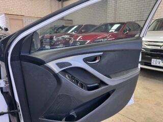2014 Hyundai Elantra GLS(Middle) image 5