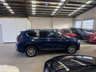 2018 Hyundai Santa Fe TM Wagon Diesel Automatic blue for sale at Drive Deals image 9