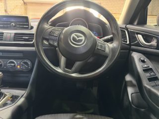 2015 Mazda 3 NEO Hatchback/Liftback/Notchback Petrol Automatic blue for sale at Drive Deals image 18