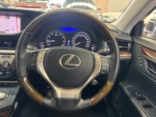 2015 Lexus ES 350 Luxury Sedan/Saloon Petrol Automatic grey for sale at Drive Deals image 27