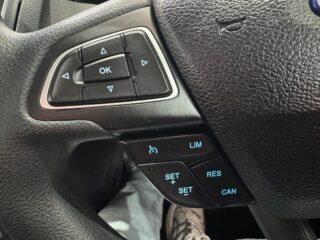 2016 Ford Focus Trend Hatchback/Liftback/Notchback Petrol Automatic white for sale at Drive Deals image 16