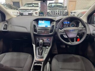 2016 Ford Focus Trend Hatchback/Liftback/Notchback Petrol Automatic white for sale at Drive Deals image 27