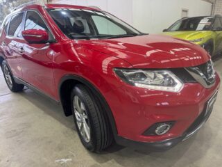2015 Nissan X-Trail Ti Wagon Petrol Automatic red for sale at Drive Deals image 11