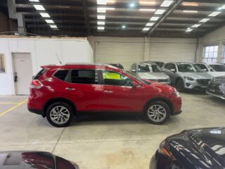 2015 Nissan X-Trail Ti Wagon Petrol Automatic red for sale at Drive Deals image 9