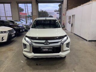 2022 Mitsubishi Triton GLS MR image 10