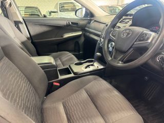 2015 Toyota Camry Altise Sedan/Saloon Petrol Automatic grey for sale at Drive Deals image 21