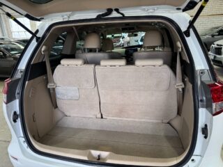 2015 Toyota Tarago Ultima Wagon Petrol Automatic white for sale at Drive Deals image 39
