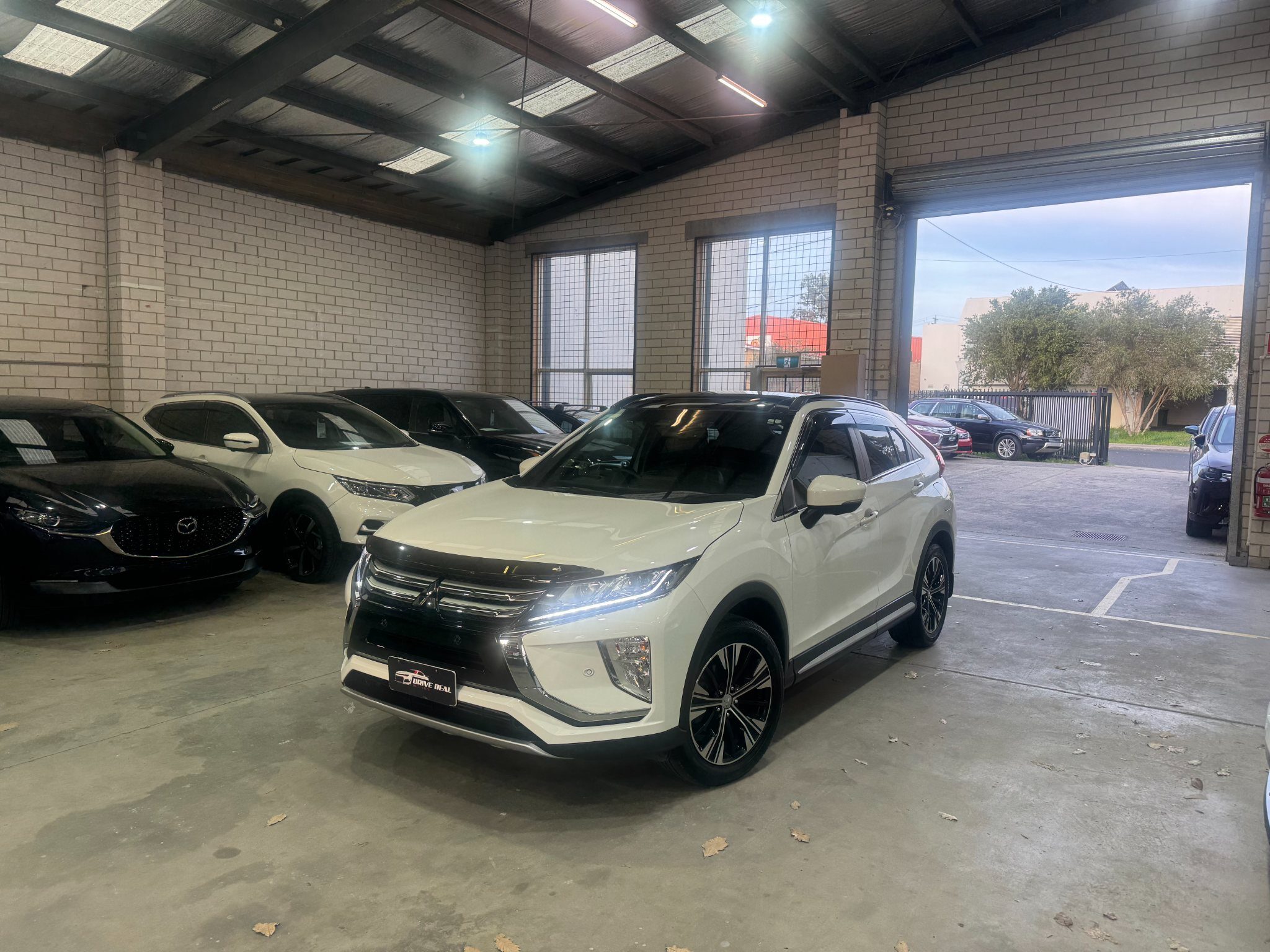2020 Mitsubishi Eclipse Cross Exceed Wagon Petrol Automatic white for sale at Drive Deals image 1