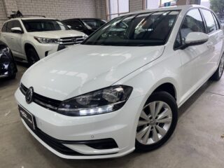 2019 Volkswagen Golf 110TSI Trendline DSG image 2