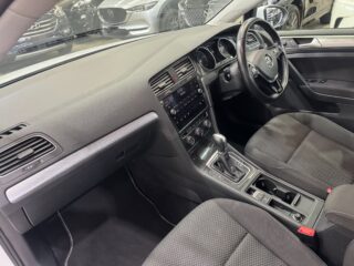 2019 Volkswagen Golf 110TSI Trendline DSG image 22