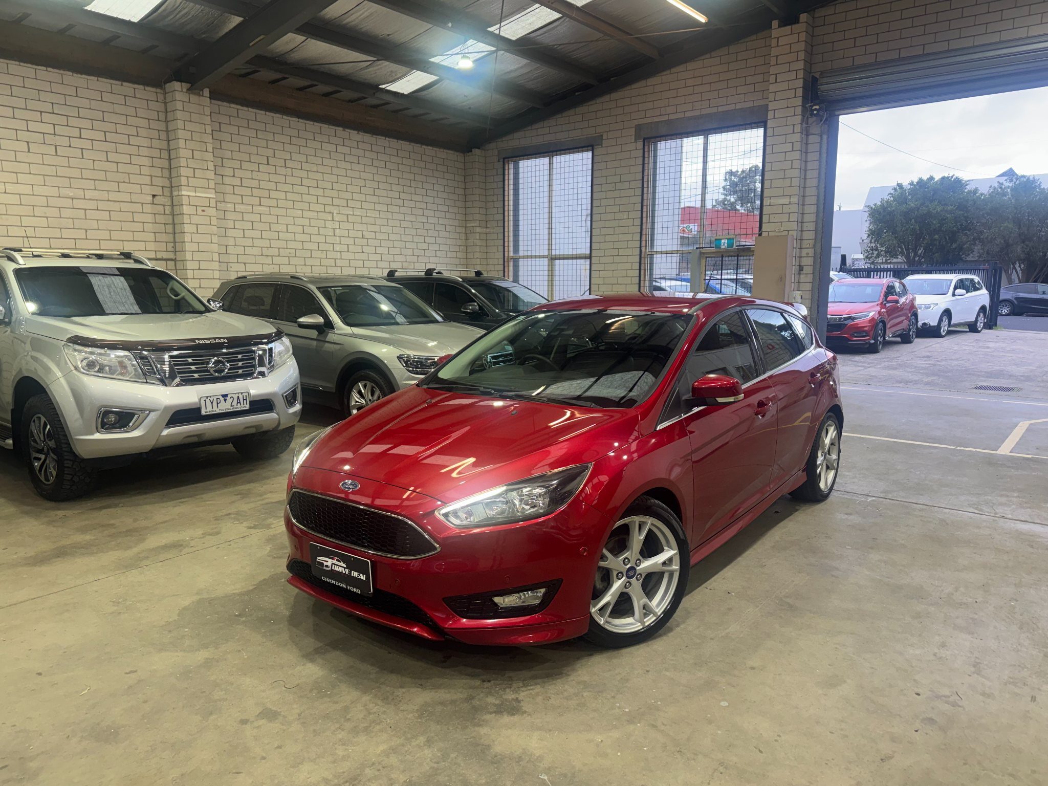 2016 Ford Focus Titanium Hatchback/Liftback/Notchback Petrol Automatic red for sale at Drive Deals image 1