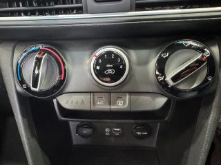 2019 Hyundai Kona GO OS.3 Wagon Petrol Automatic white for sale at Drive Deals image 19