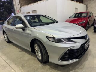2022 Toyota Camry AXVA70L Sedan/Saloon Hybrid Automatic silver for sale at Drive Deals image 13