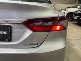2022 Toyota Camry AXVA70L Sedan/Saloon Hybrid Automatic silver for sale at Drive Deals image 8