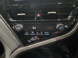 2022 Toyota Camry AXVA70L Sedan/Saloon Hybrid Automatic silver for sale at Drive Deals image 22