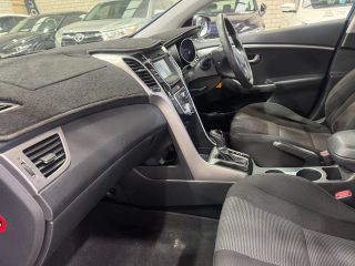 2012 Hyundai i30 Active Hatchback/Liftback/Notchback Petrol Automatic blue for sale at Drive Deals image 27